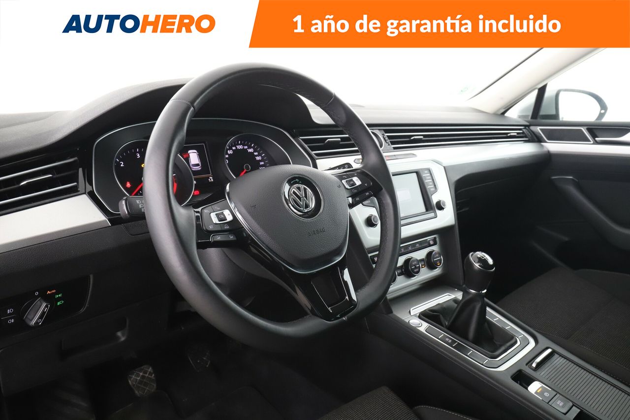 Foto Volkswagen Passat 12