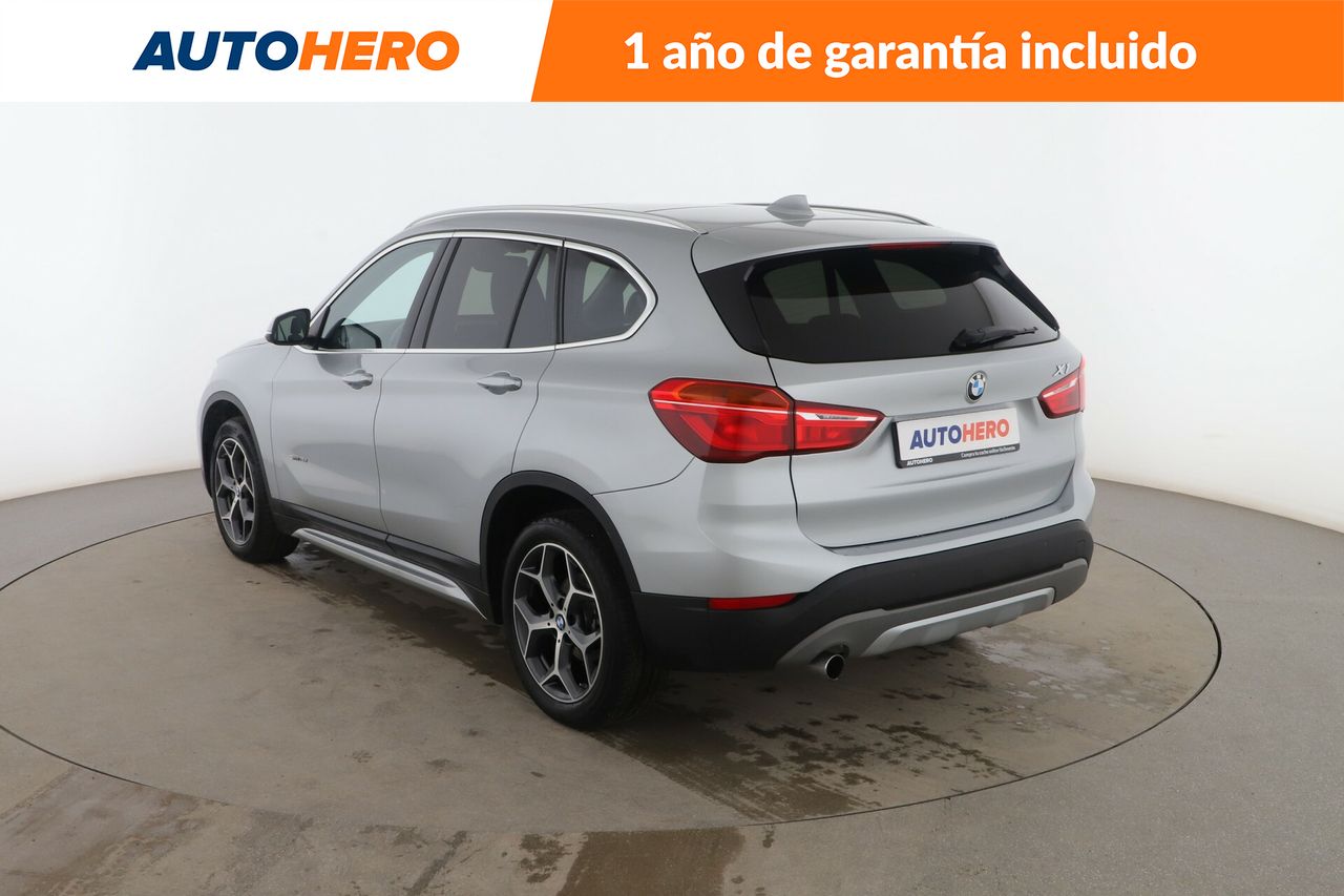 Foto BMW X1 4