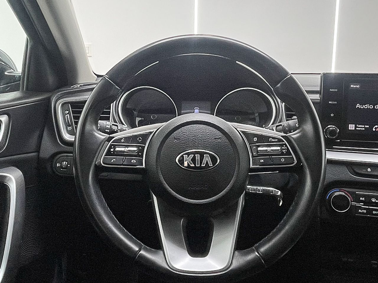 Foto Kia Ceed 12