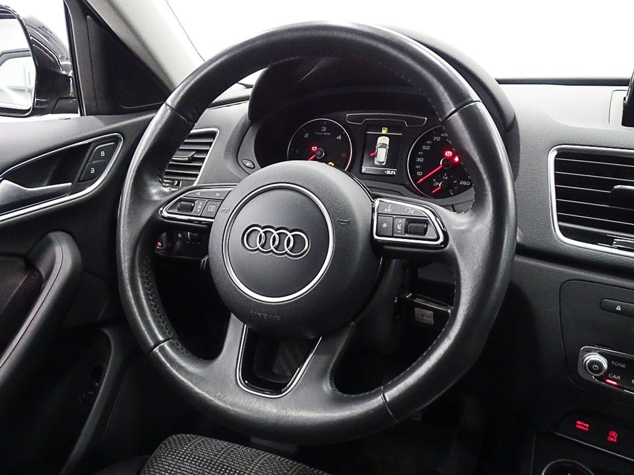 Foto Audi Q3 26