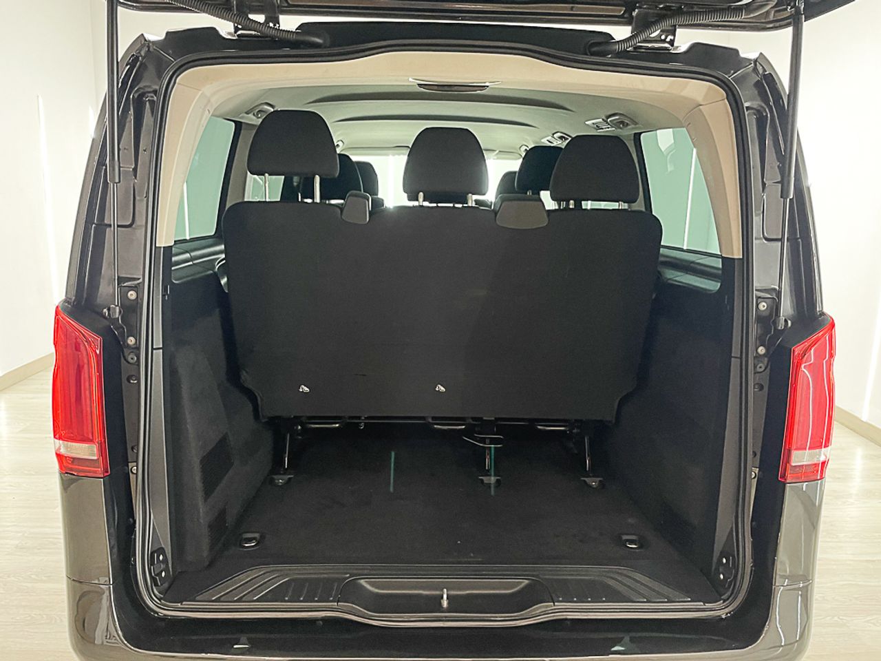 Foto Mercedes-Benz Vito 8