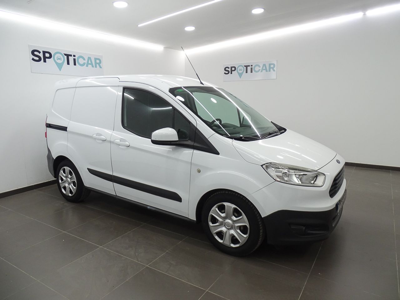 Foto Ford Tourneo Courier 5