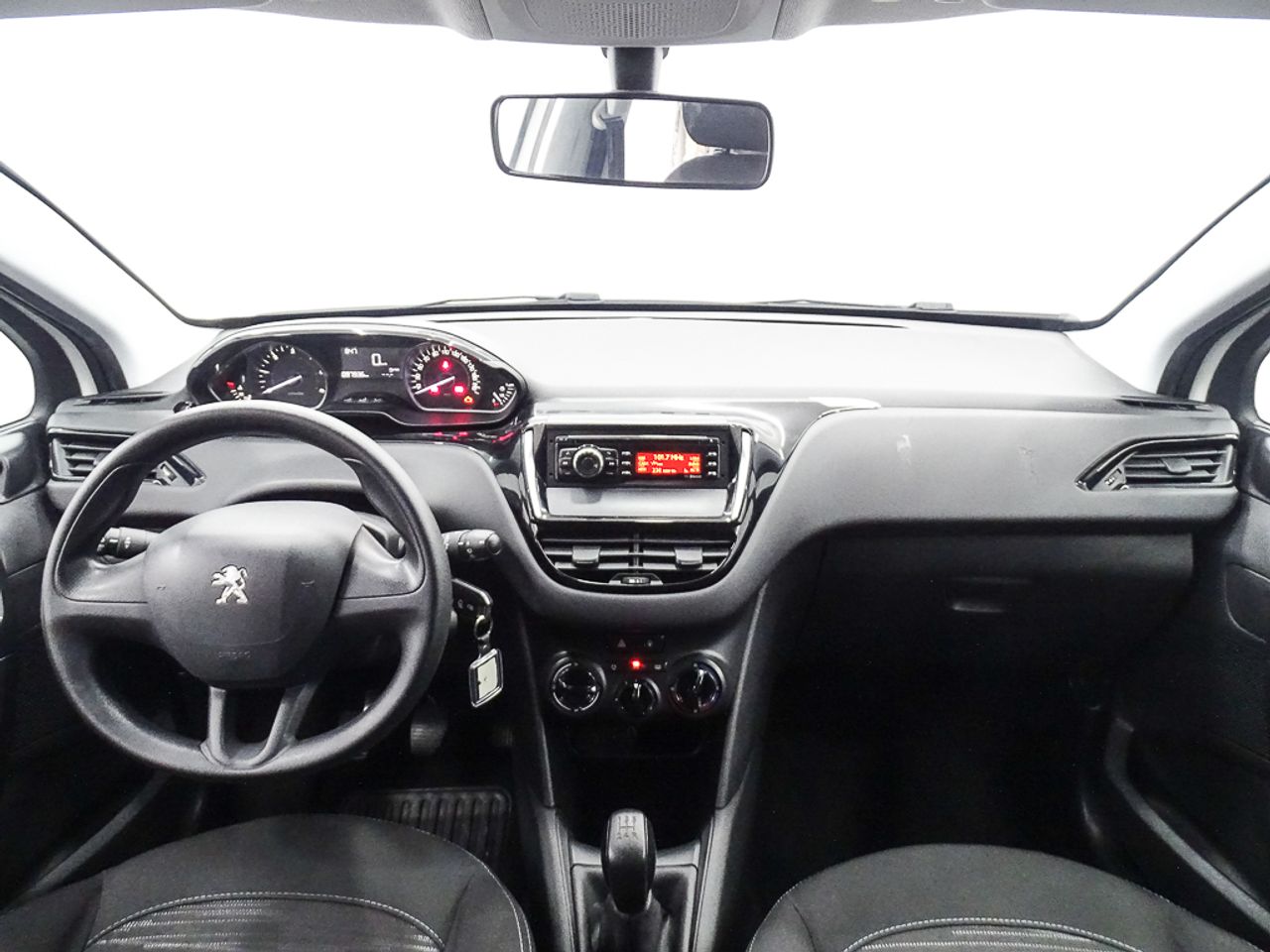 Foto Peugeot 208 14