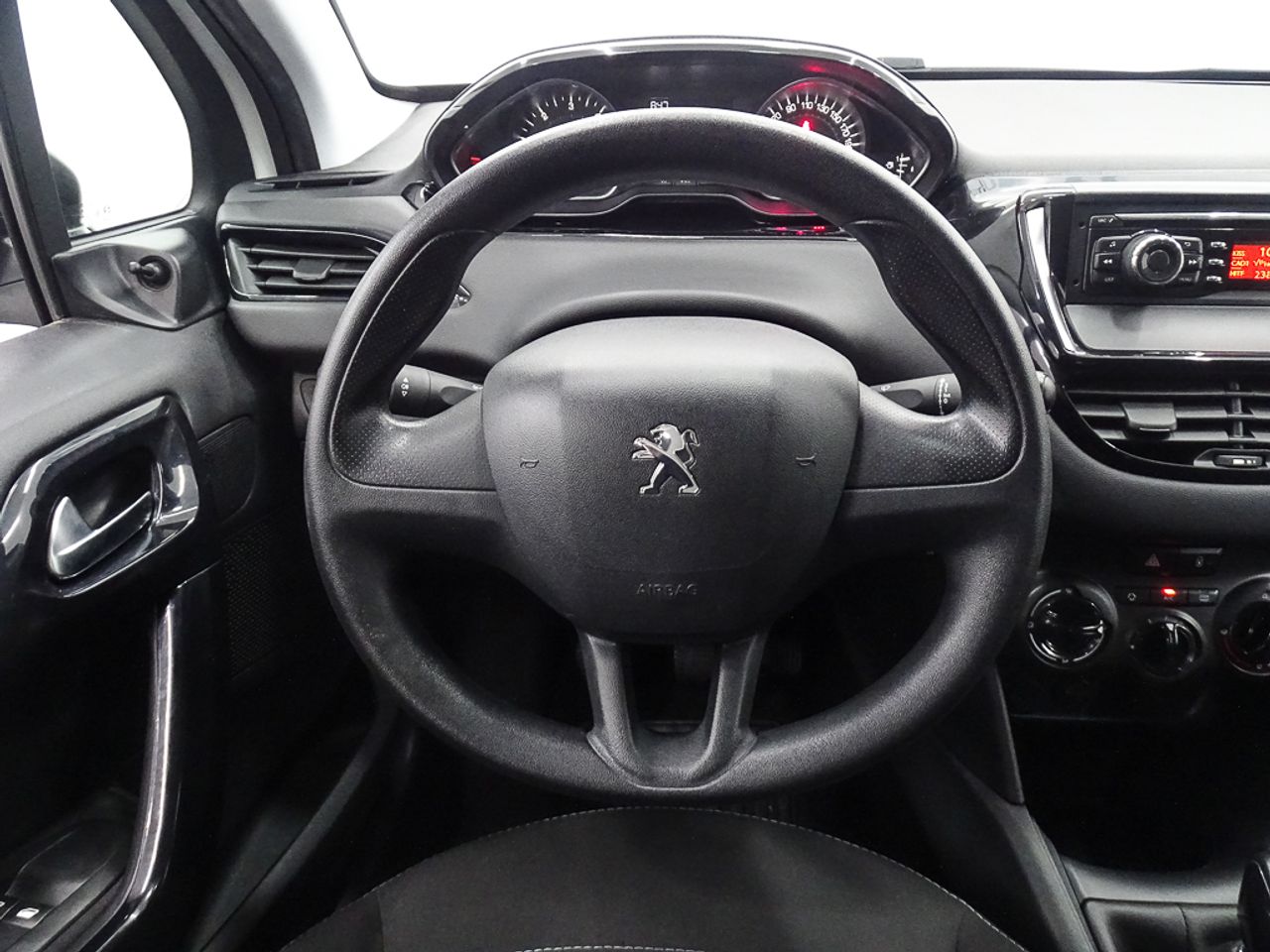 Foto Peugeot 208 15