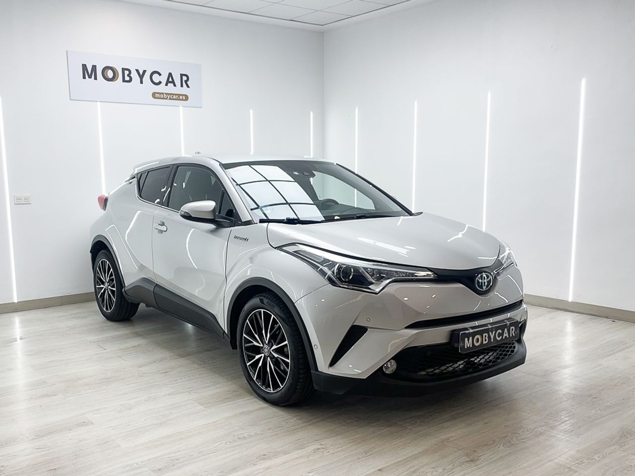 Foto Toyota C-HR 2