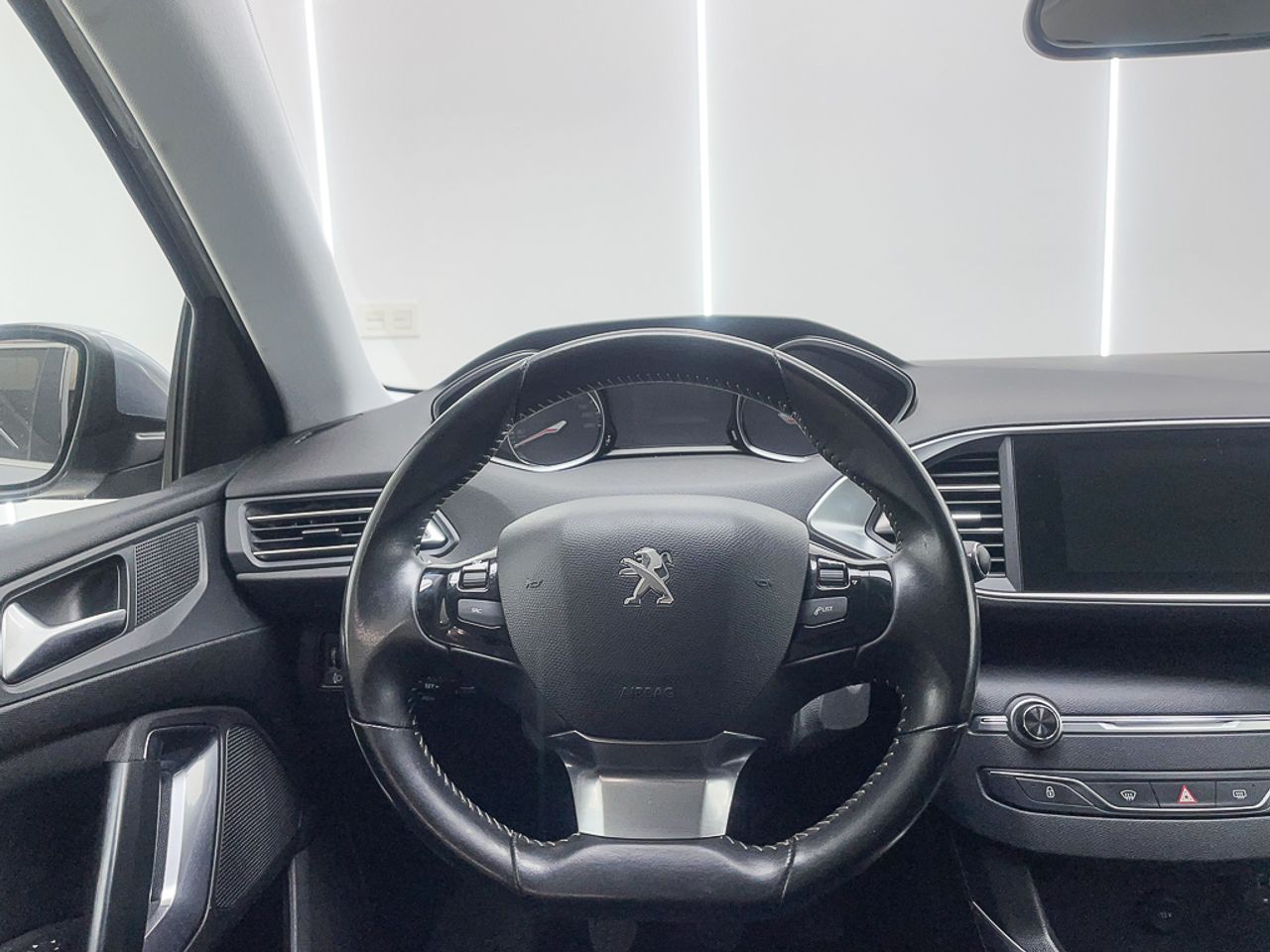 Foto Peugeot 308 12