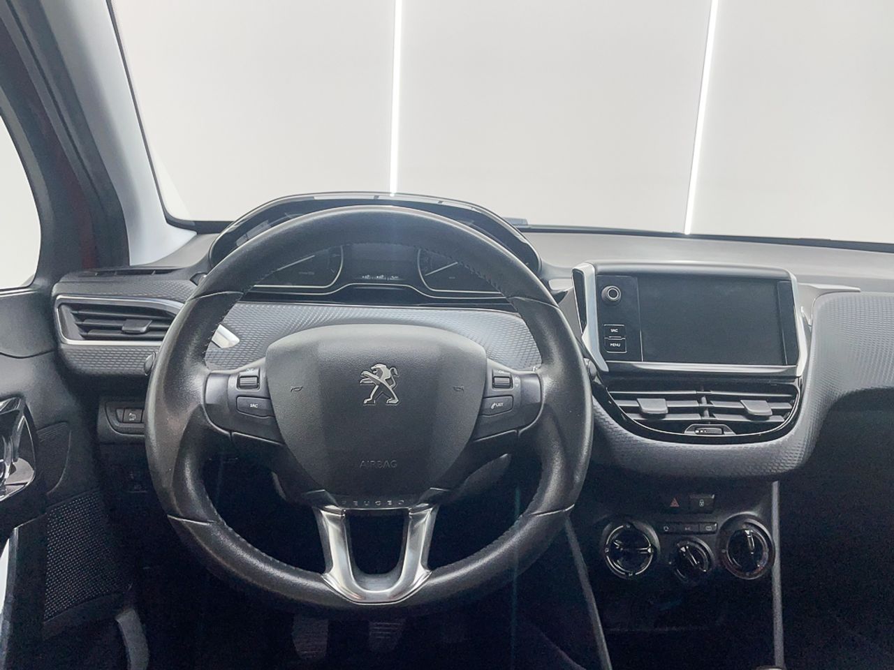 Foto Peugeot 208 12