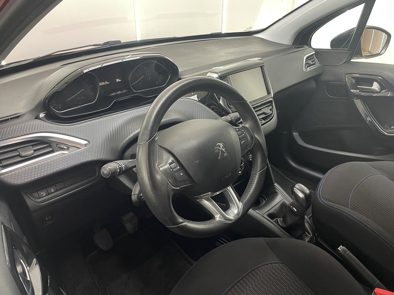 Foto Peugeot 208 14