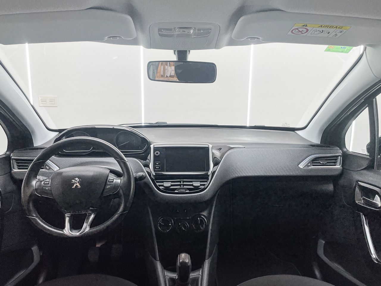 Foto Peugeot 208 11