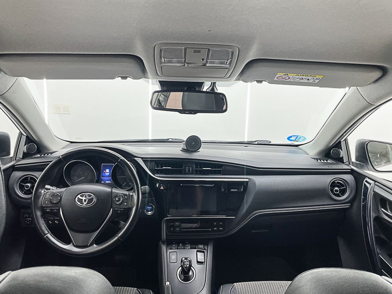 Foto Toyota Auris 11