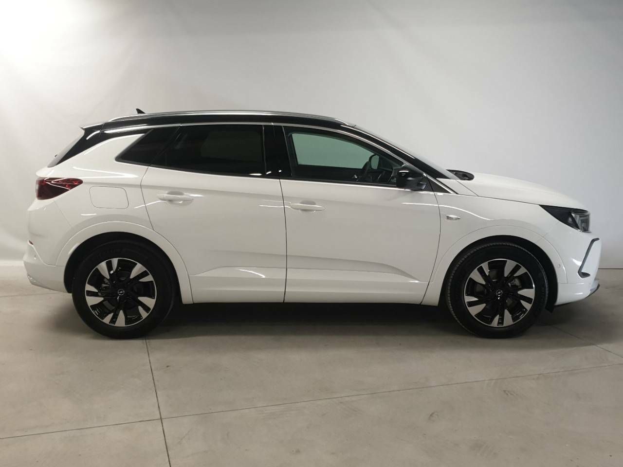 Foto Opel Grandland X 4