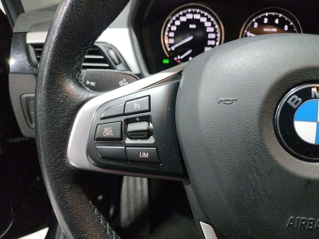 Foto BMW X1 11