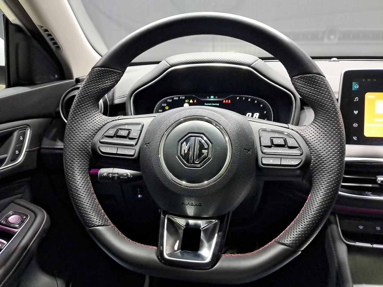Foto MG HS 11