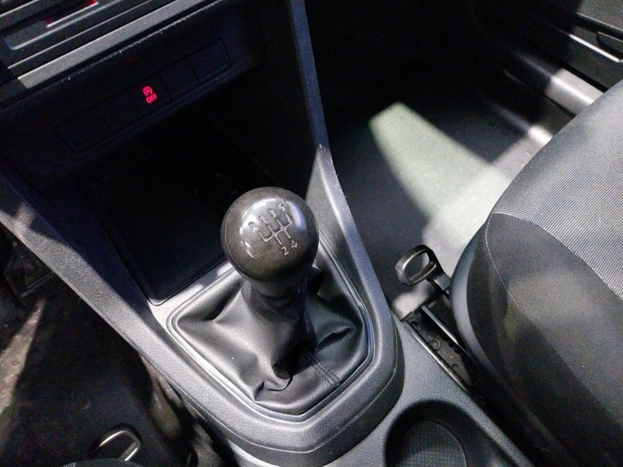 Foto Volkswagen Caddy 9