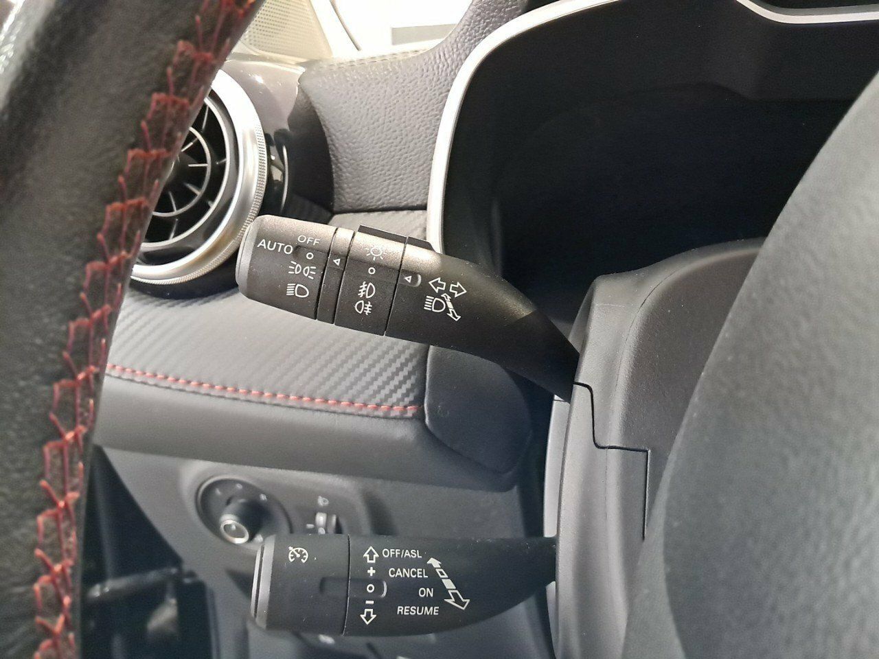 Foto MG ZS 23