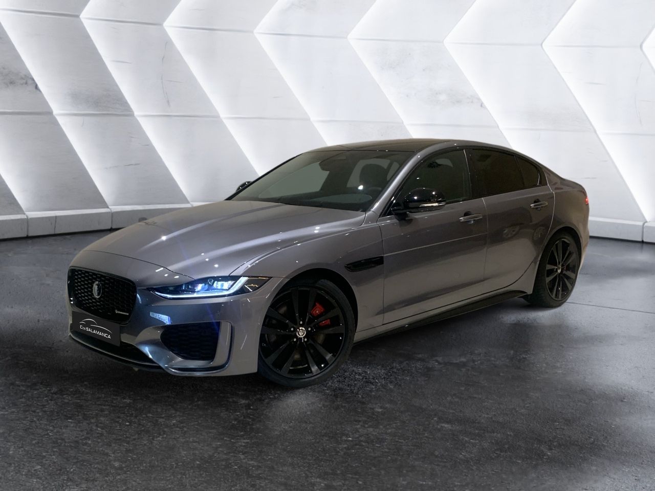 Foto Jaguar XE 1