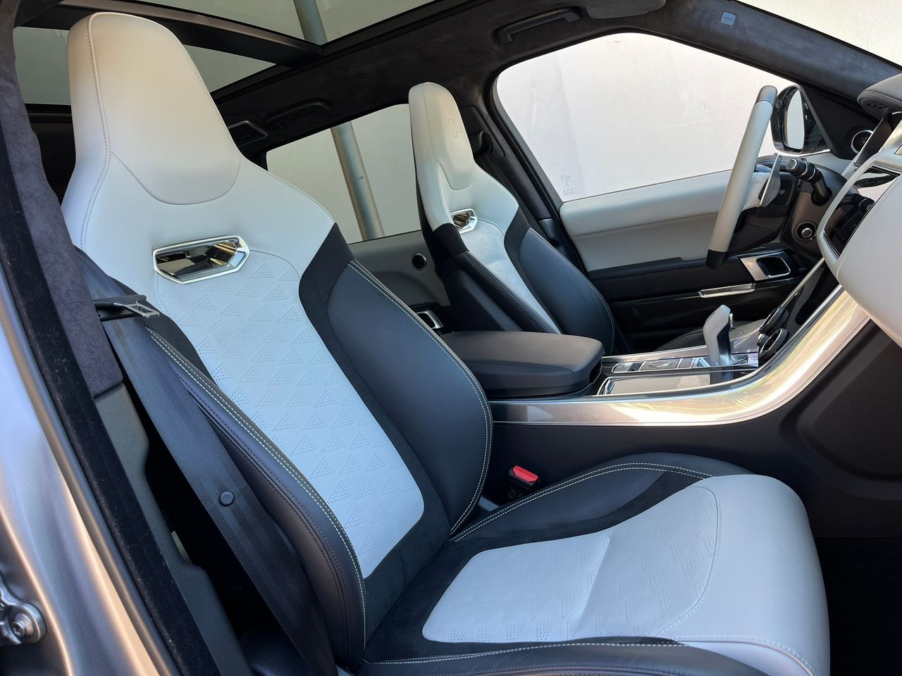 Foto Land-Rover Range Rover Sport 40