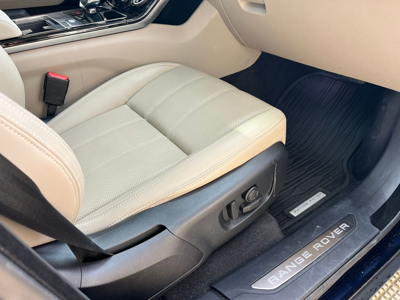 Foto Land-Rover Range Rover Velar 13