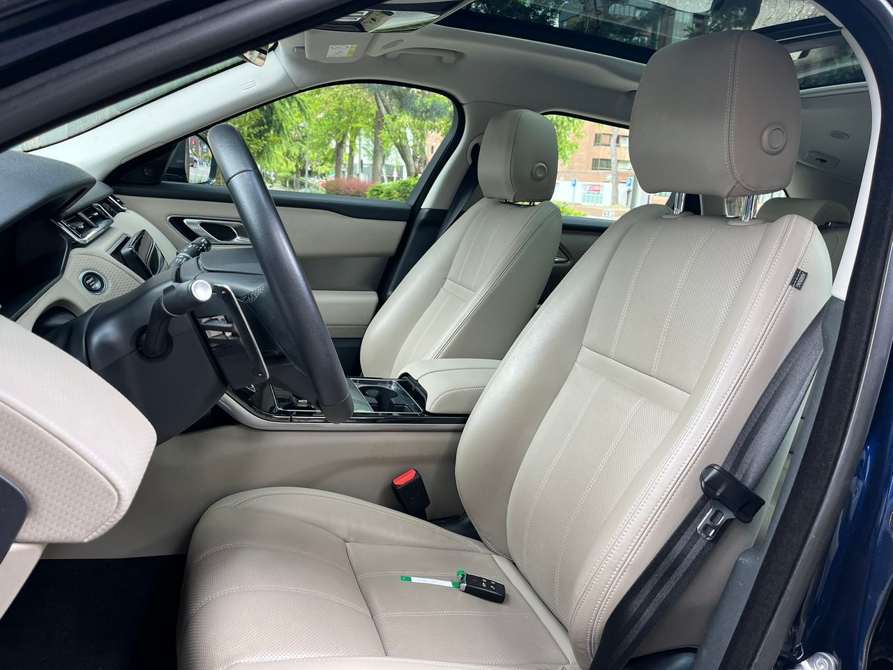 Foto Land-Rover Range Rover Velar 20