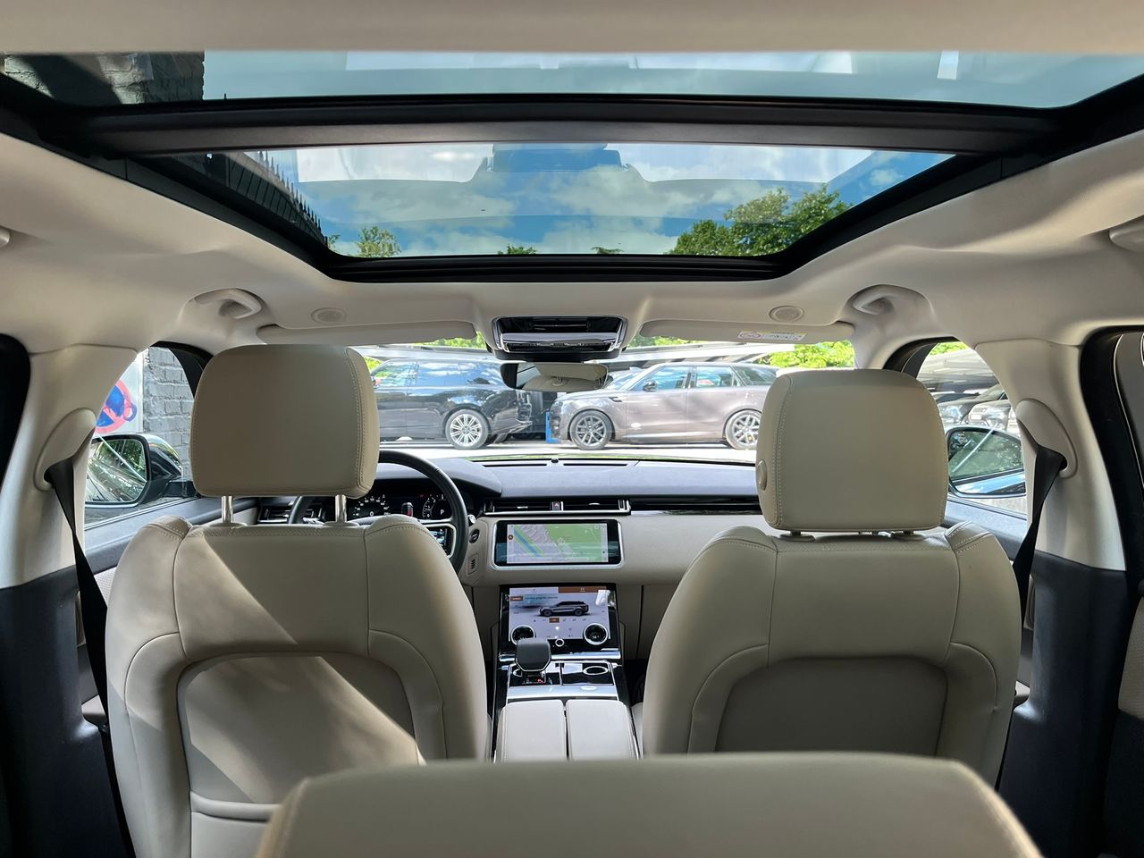Foto Land-Rover Range Rover Velar 21