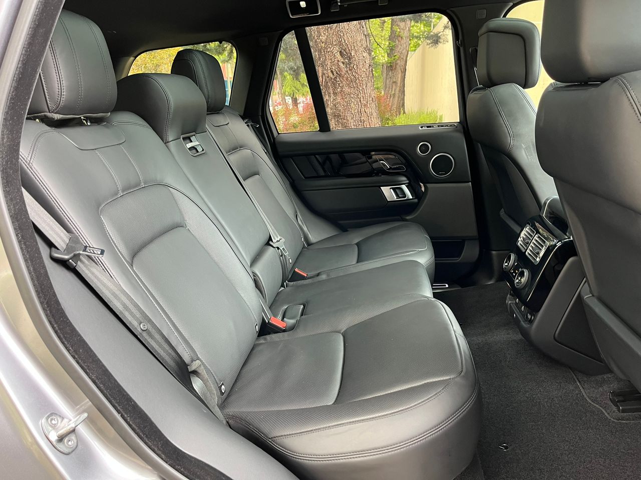 Foto Land-Rover Range Rover 31