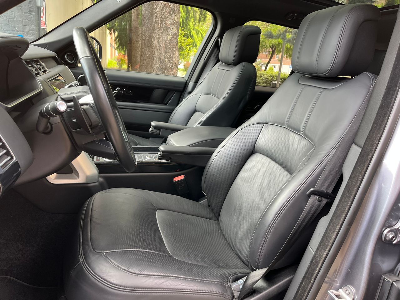 Foto Land-Rover Range Rover 33