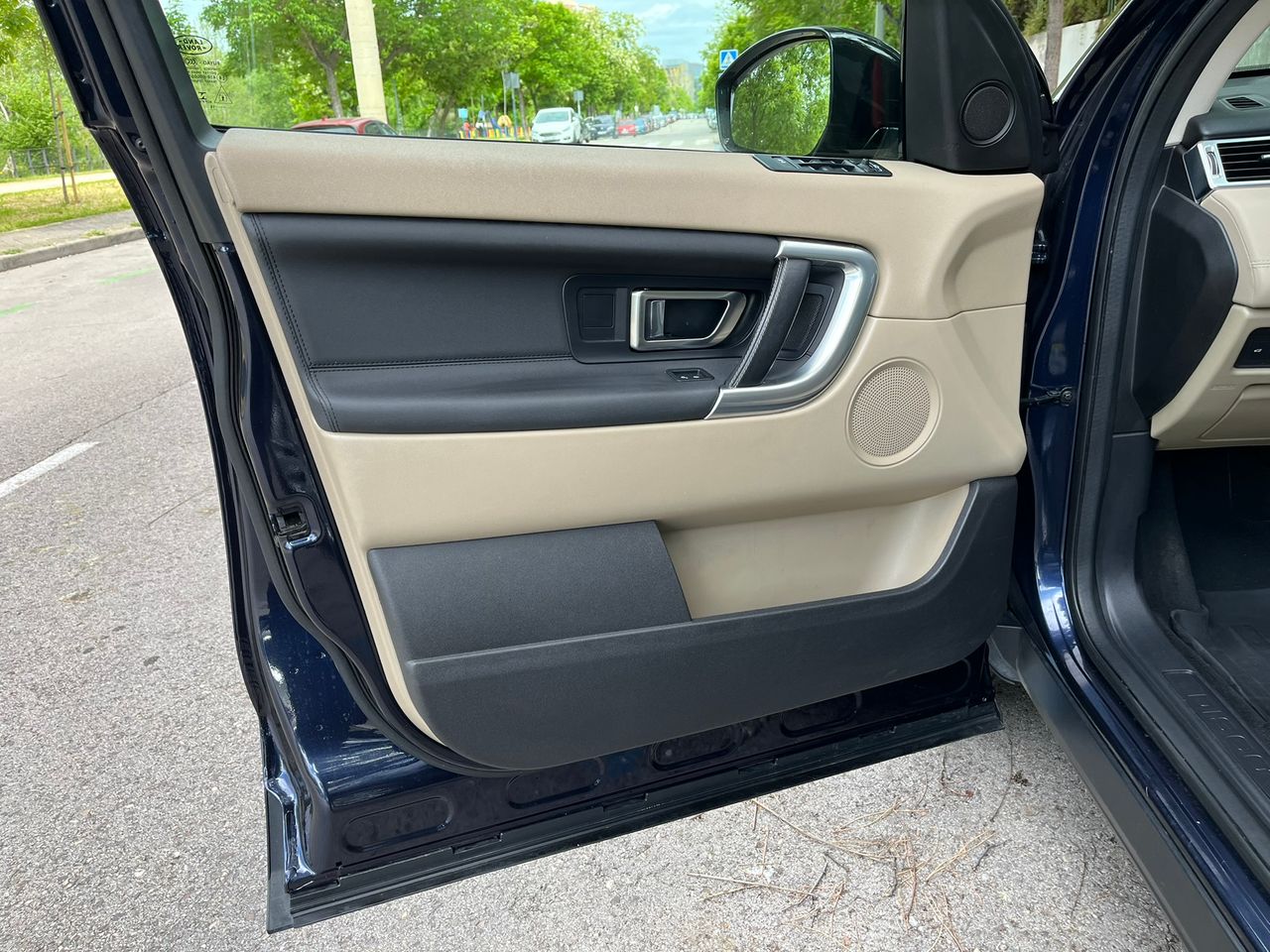 Foto Land-Rover Discovery Sport 33