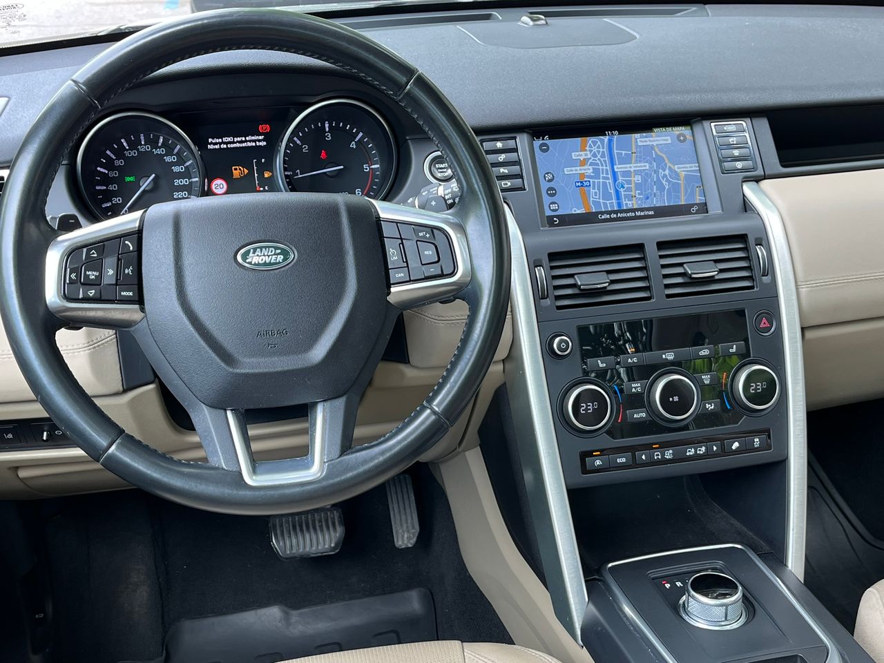 Foto Land-Rover Discovery Sport 48