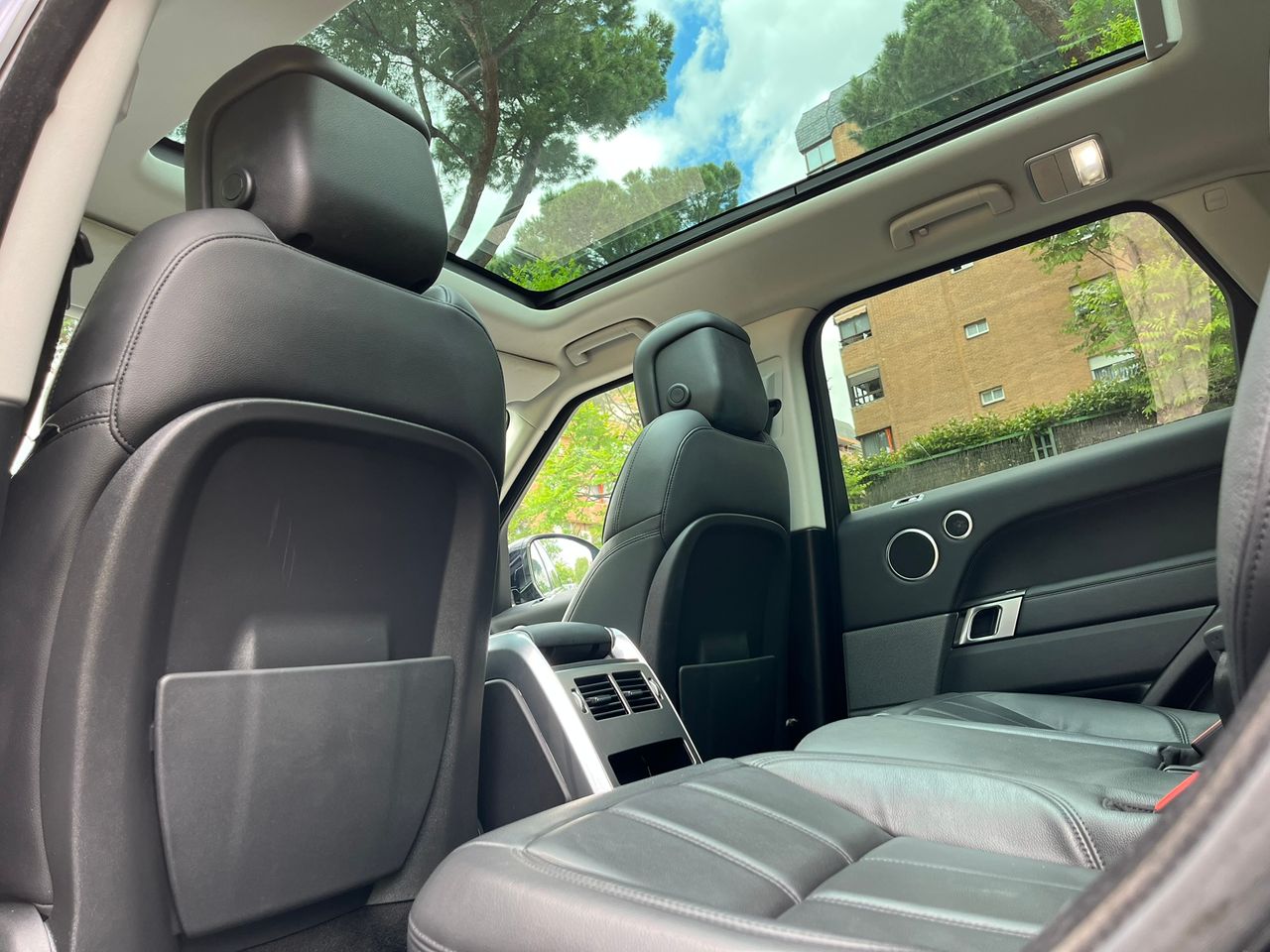 Foto Land-Rover Range Rover Sport 9
