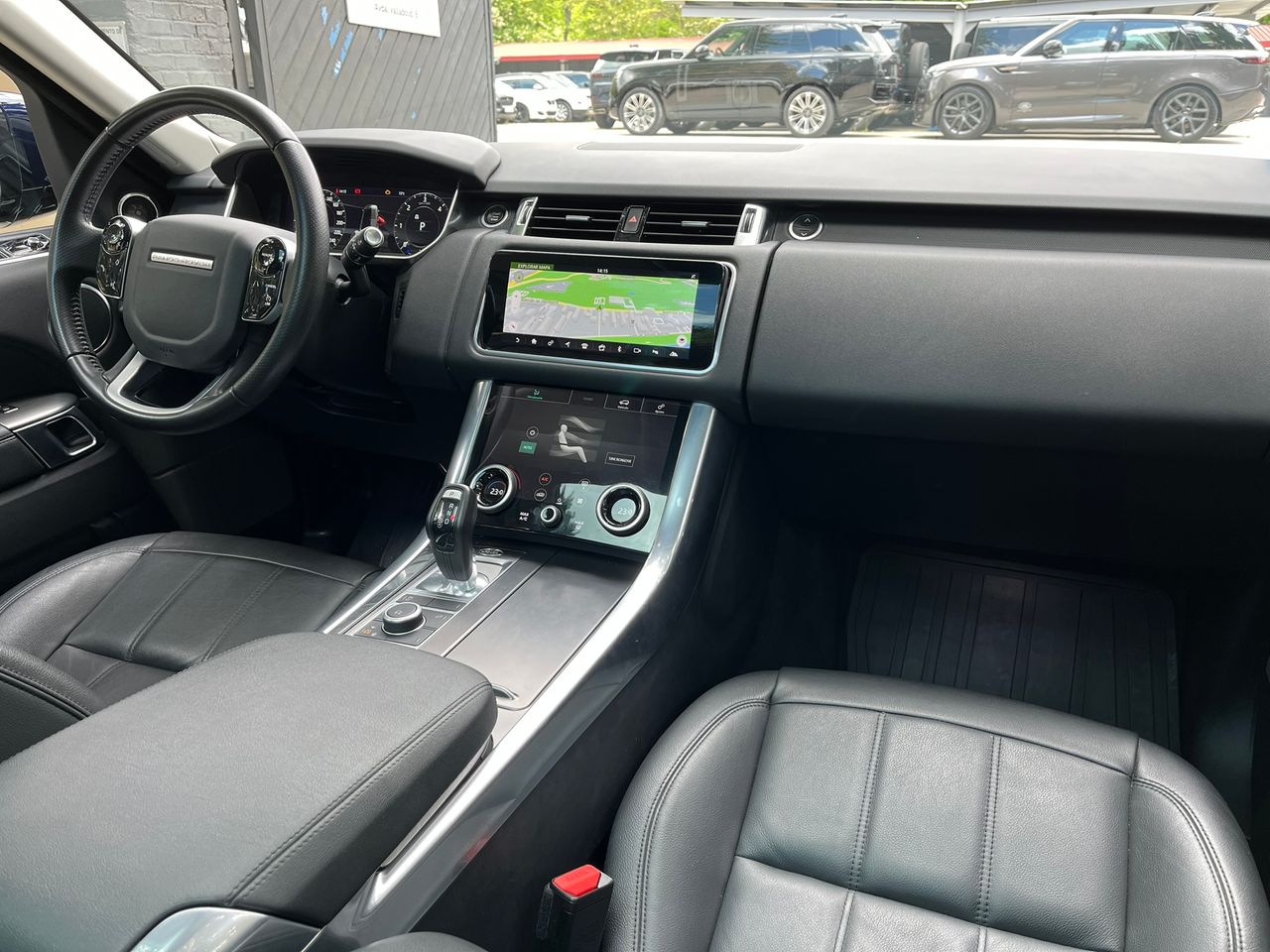 Foto Land-Rover Range Rover Sport 16