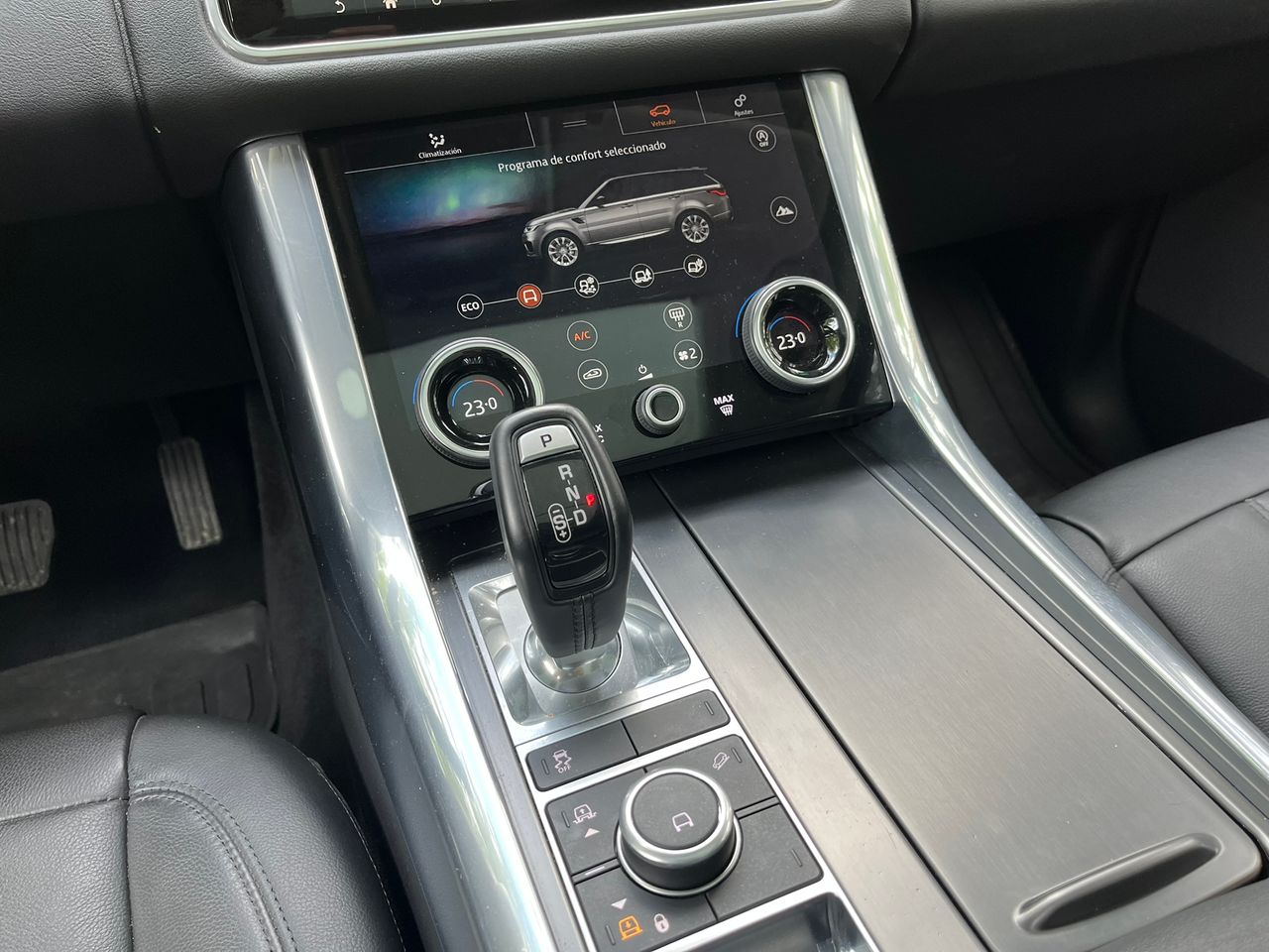 Foto Land-Rover Range Rover Sport 22