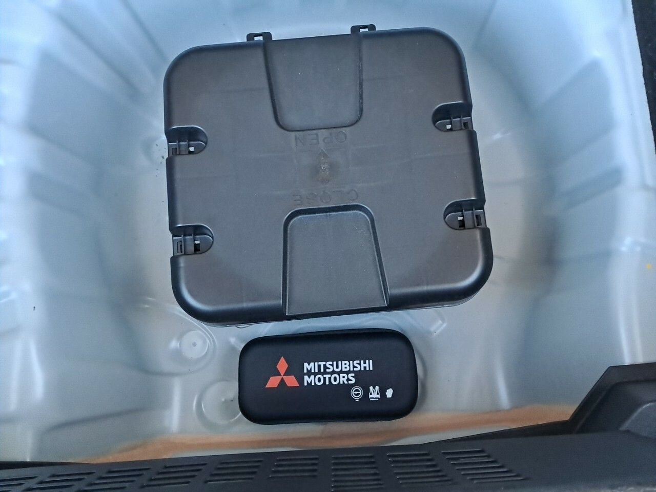 Foto Mitsubishi Colt 32