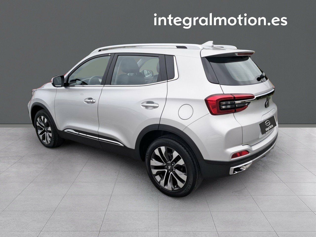 Foto DR Automobiles DR5 4