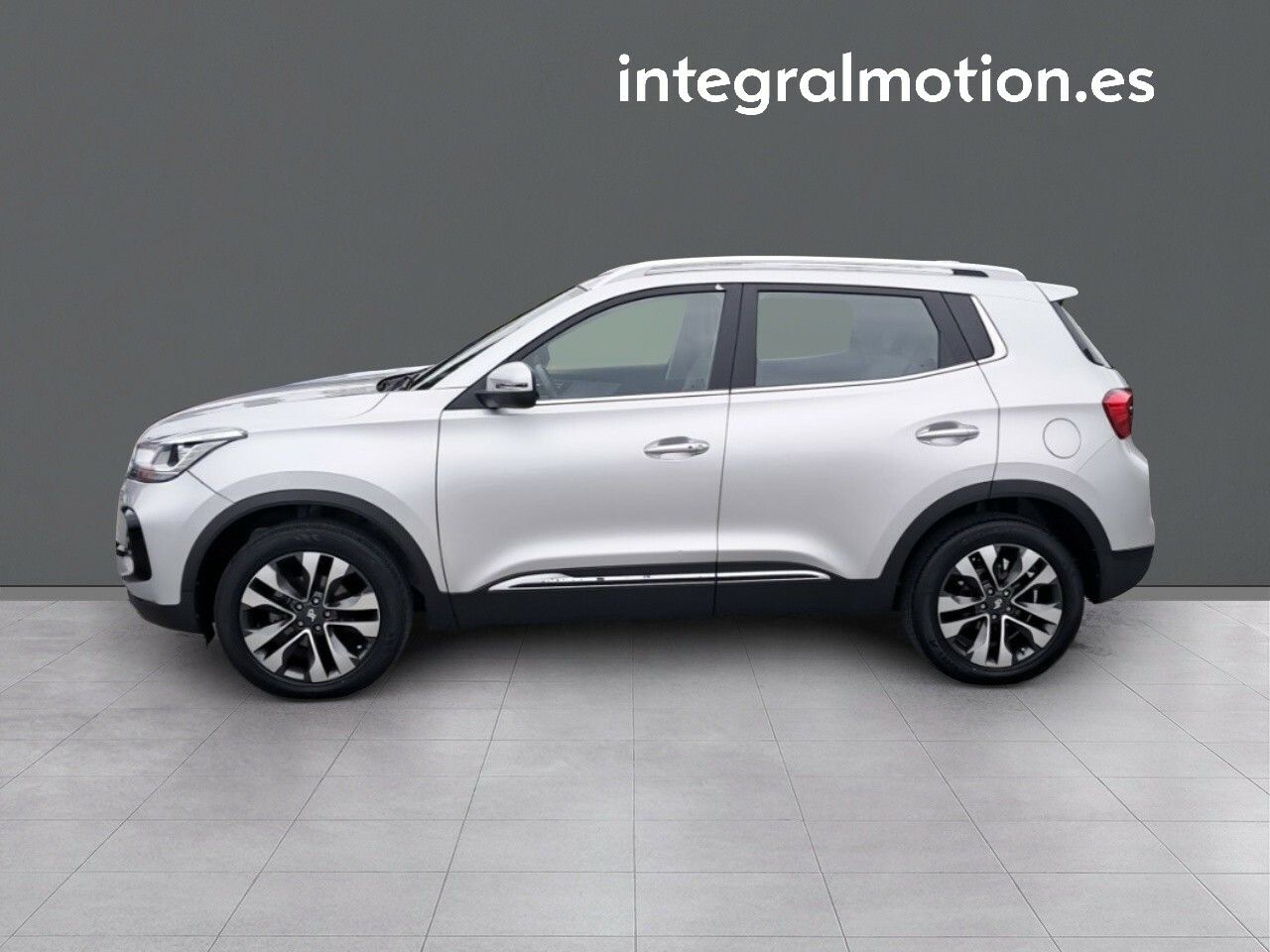 Foto DR Automobiles DR5 24
