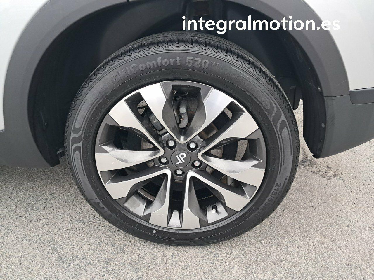 Foto DR Automobiles DR5 29