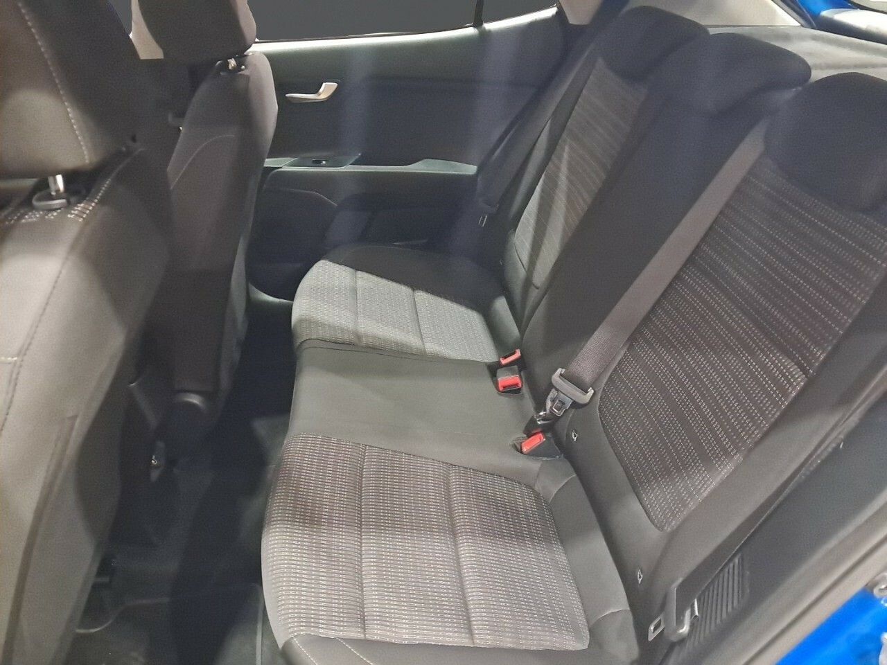 Foto Kia Stonic 10