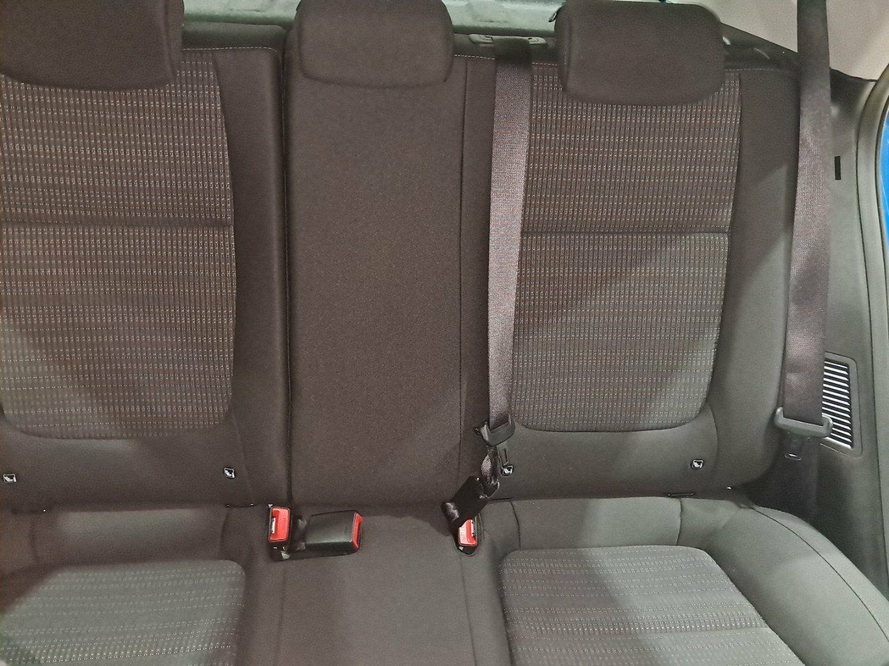 Foto Kia Stonic 20