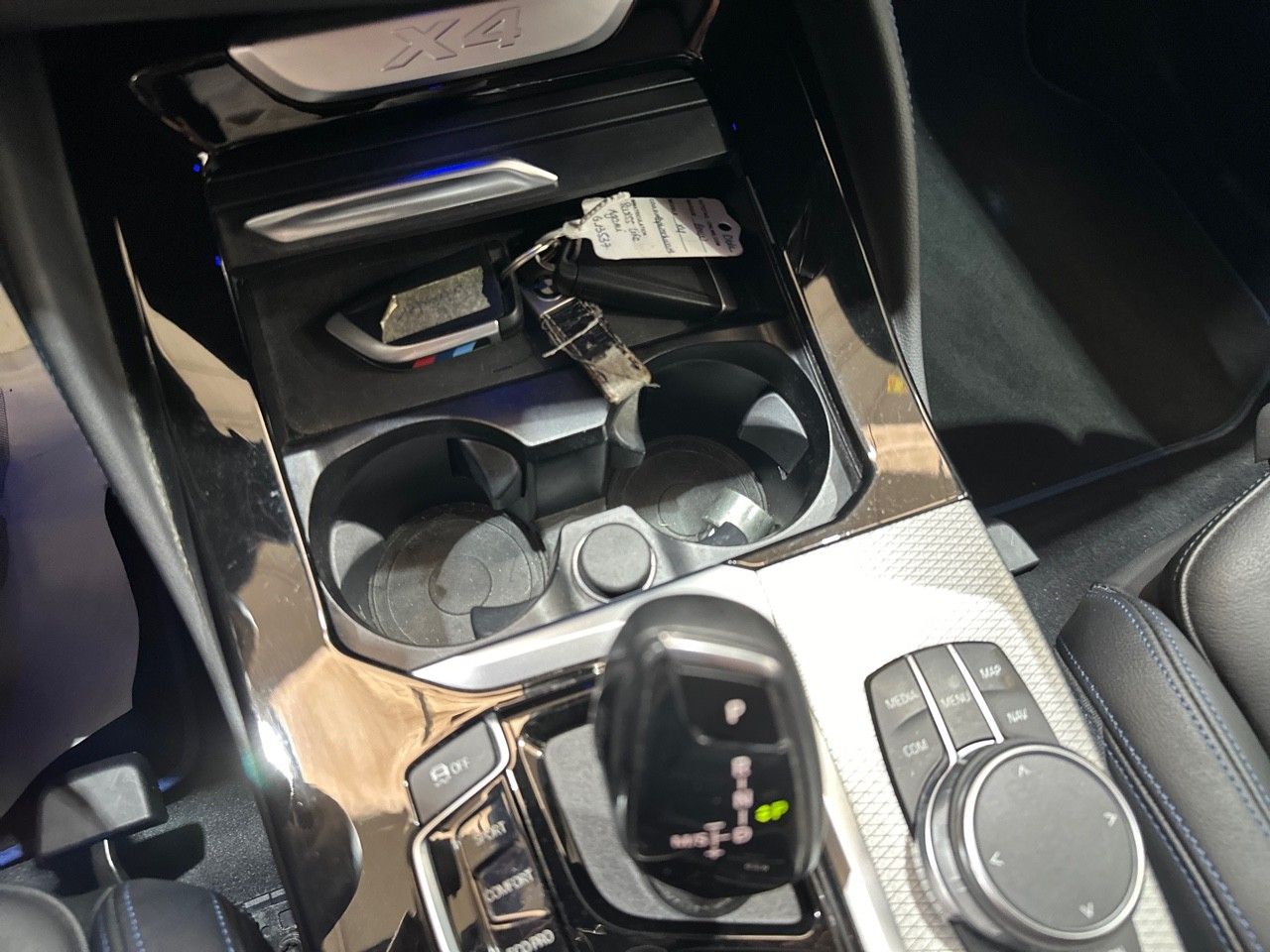Foto BMW X4 20