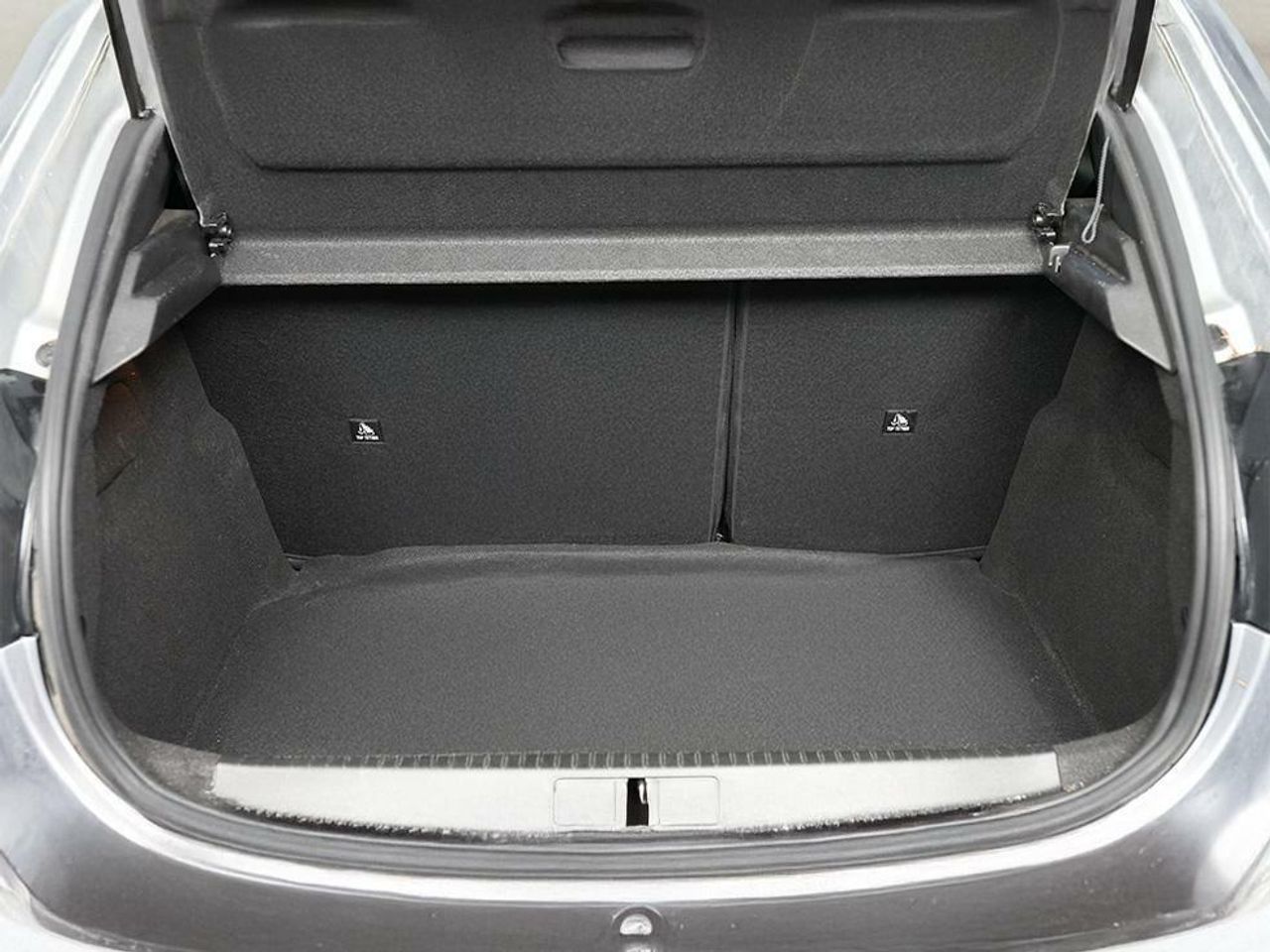 Foto Peugeot 208 19