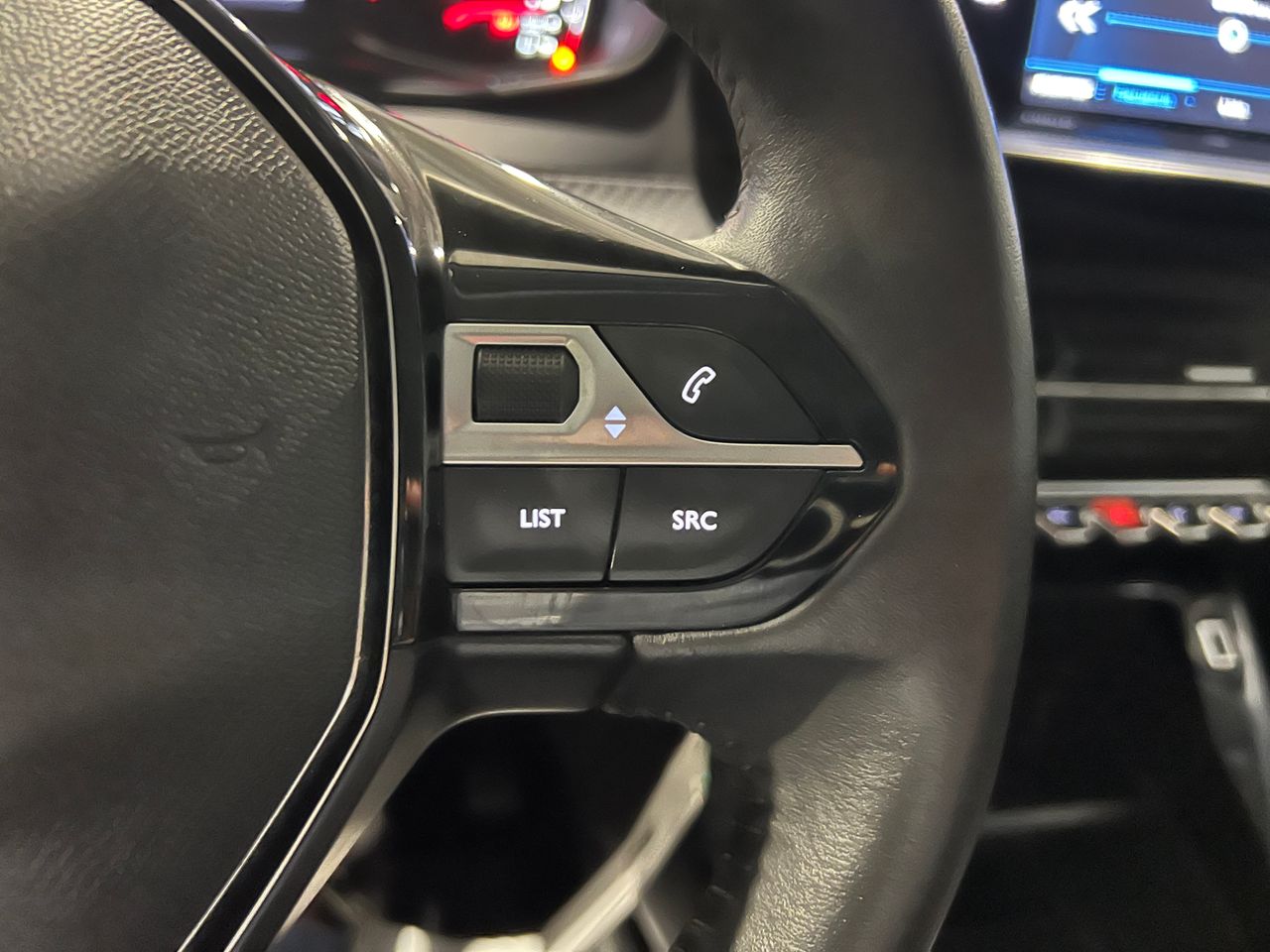 Foto Peugeot 208 17