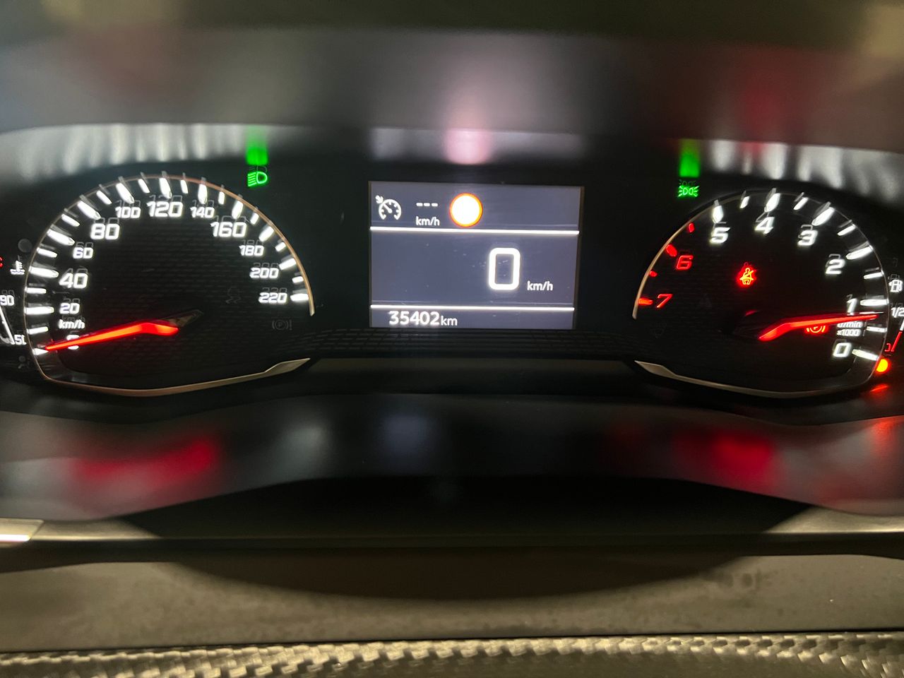 Foto Peugeot 208 19