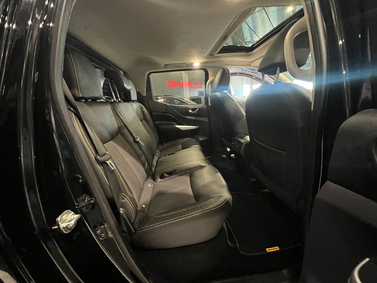 Foto Nissan Navara 8