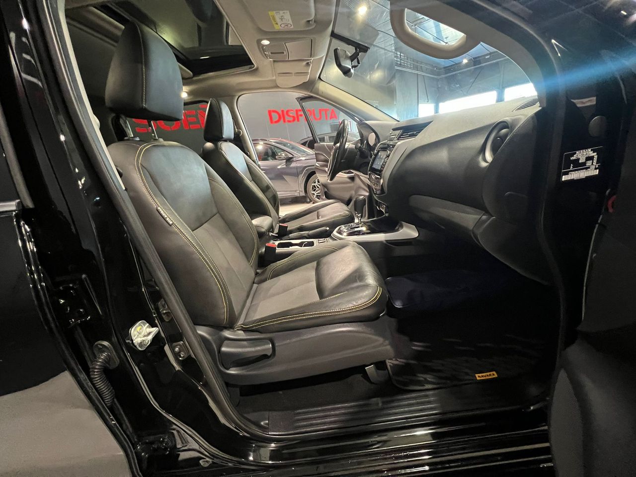 Foto Nissan Navara 9
