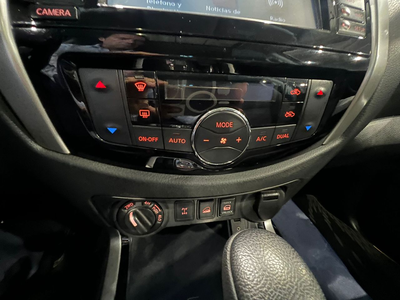 Foto Nissan Navara 17