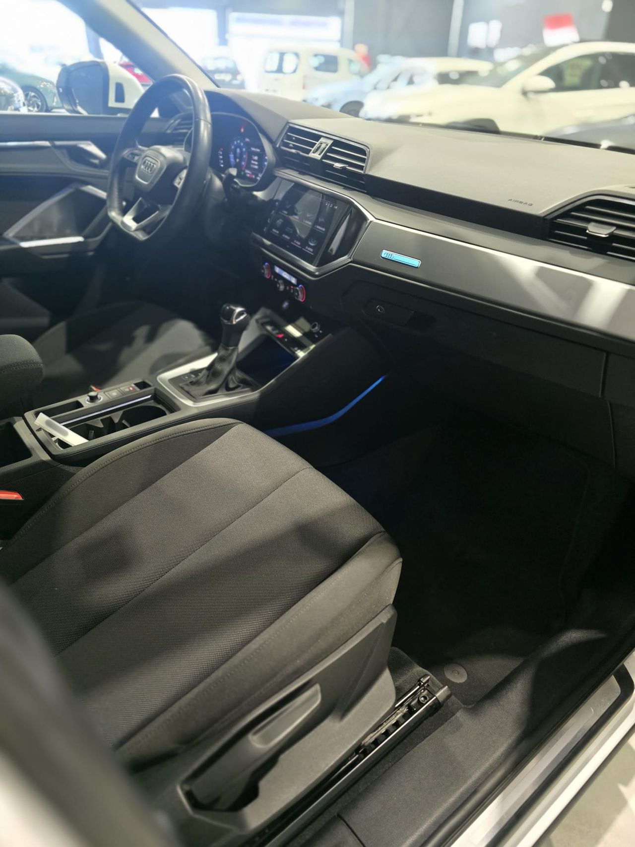 Foto Audi Q3 8
