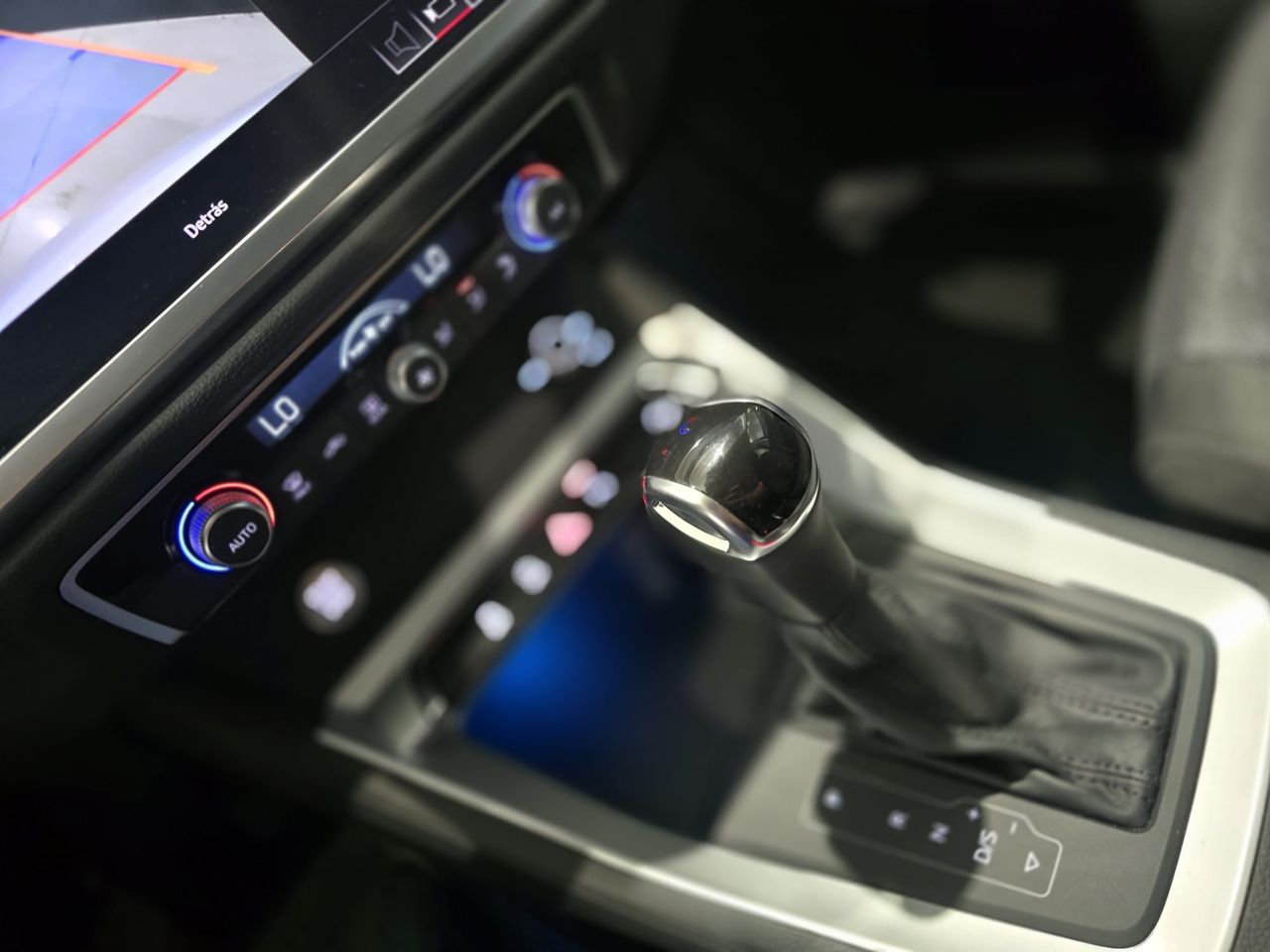 Foto Audi Q3 21
