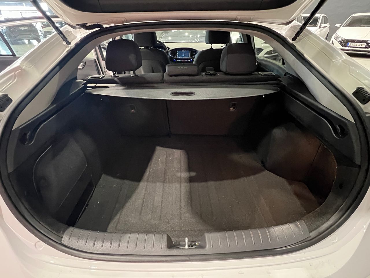 Foto Hyundai IONIQ 11