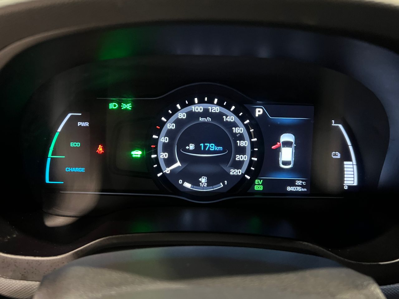 Foto Hyundai IONIQ 12