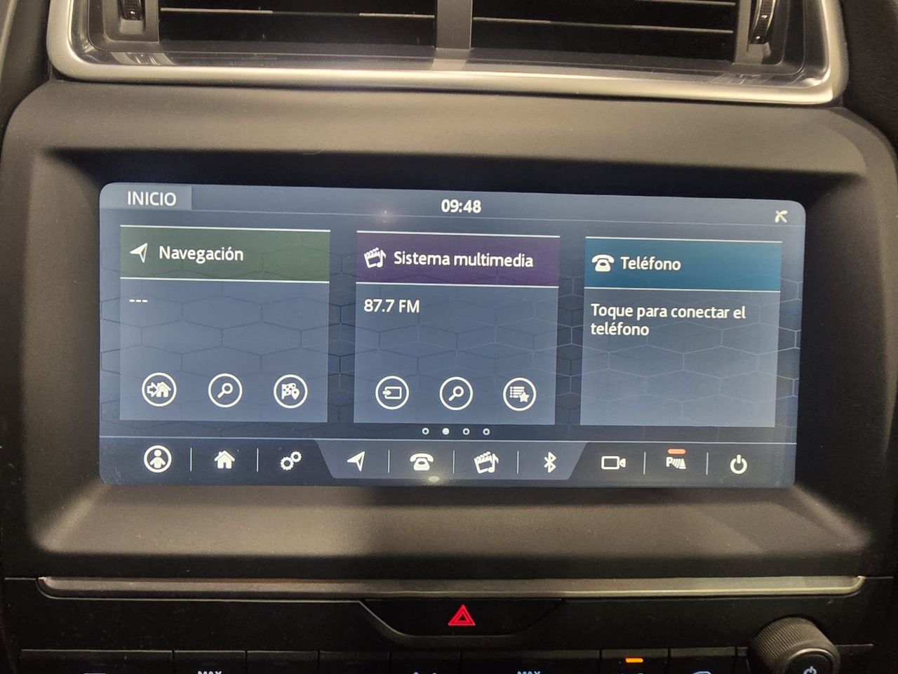 Foto Jaguar E-Pace 12