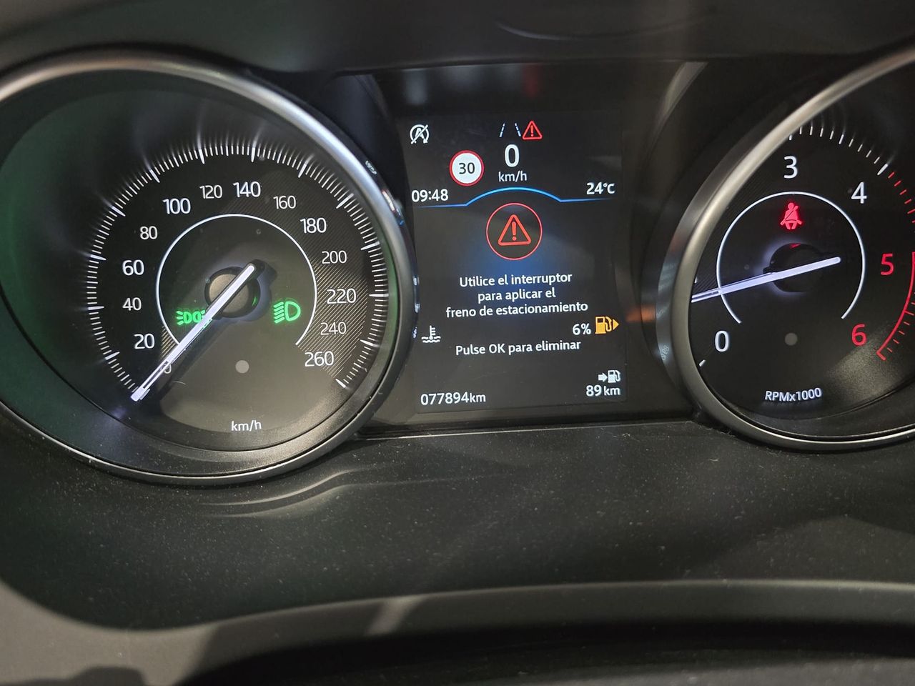 Foto Jaguar E-Pace 14